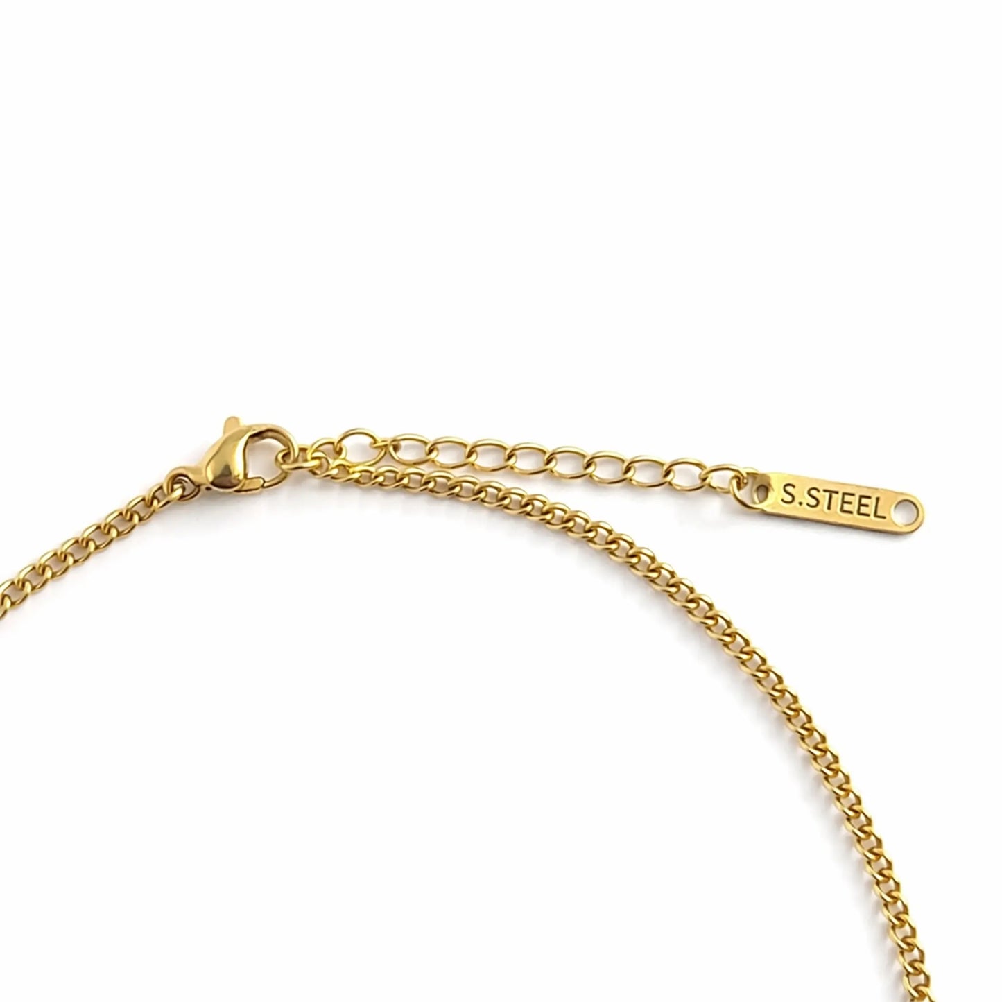 Anti-tarnish gold plated necklace chain with adjustable extension and stainless steel clasp, premium finish detail by Yubiraa.