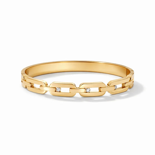 yubiraa anti tarnish Gold plated link  bracelet on a white background