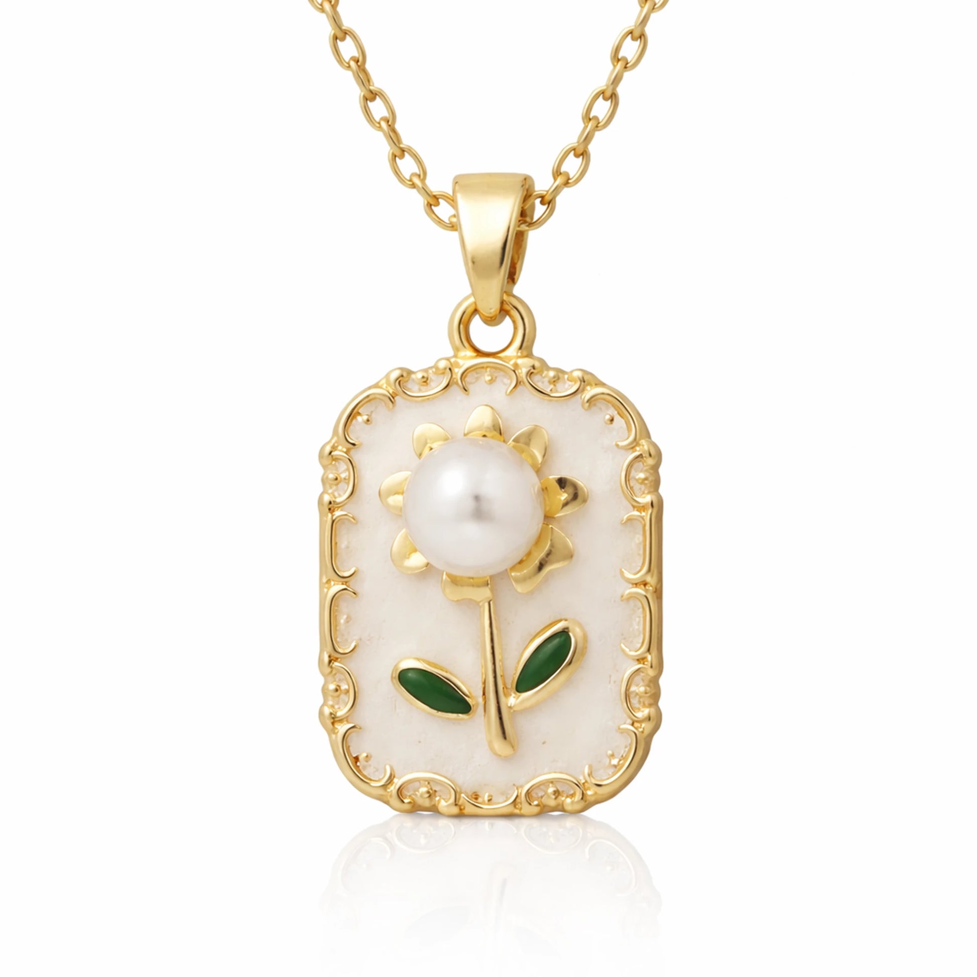 closeup image of ivory bloom pearl necklace on white background